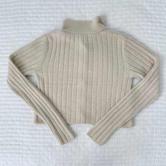 New London Kaye Long Sleeve Cropped Button Up Knit Sweater Top Cream Tan Size S - Picture 2 of 5